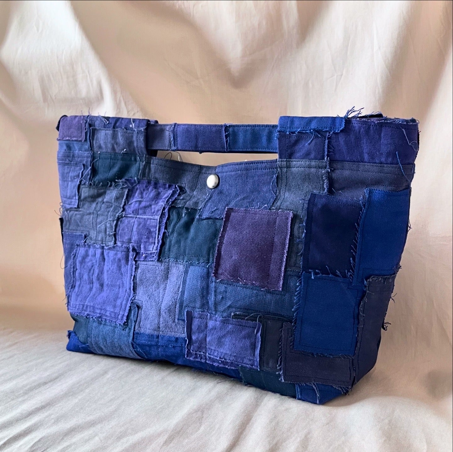 REBLISS 004 Facade Tote bag