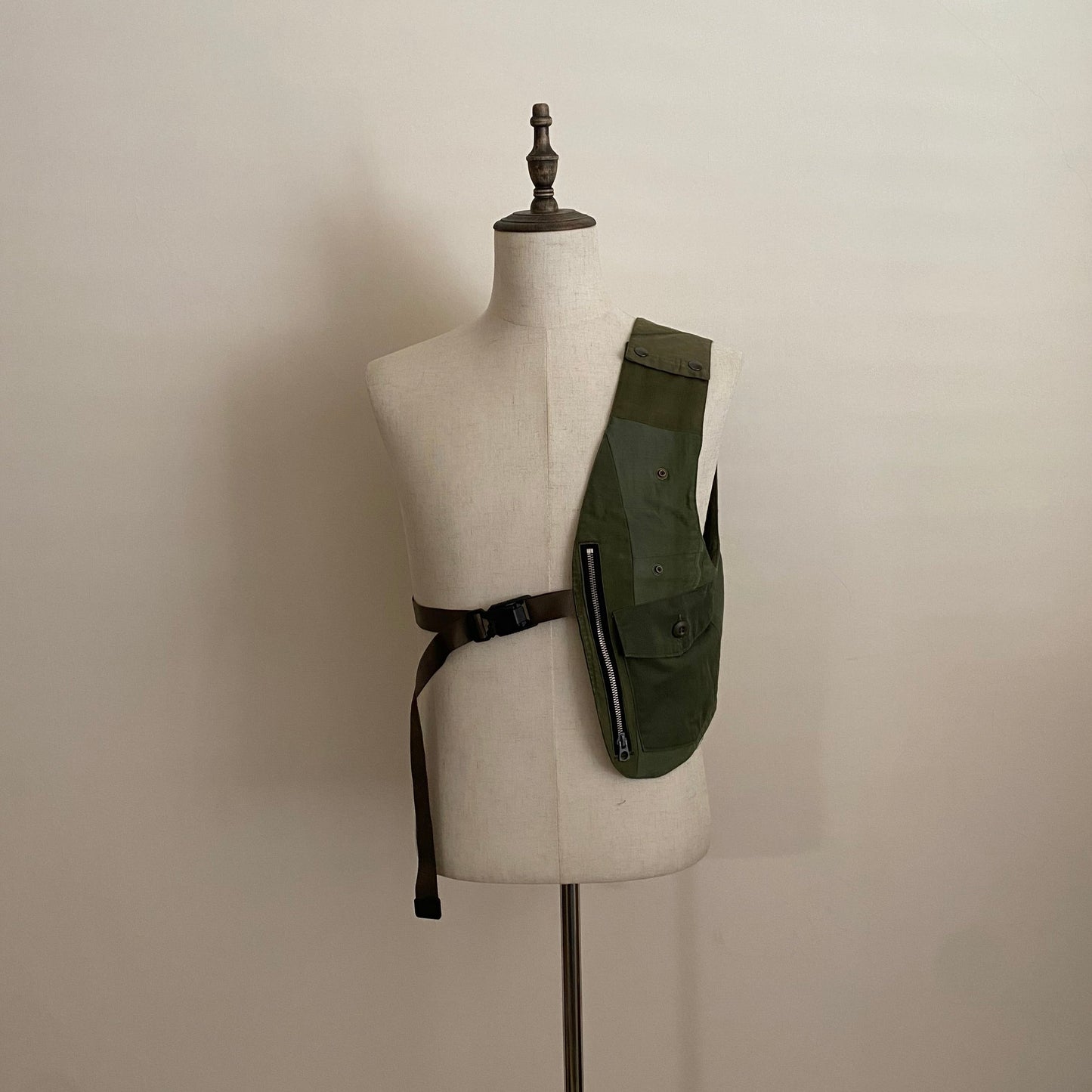 Shoulder Vest 3-3