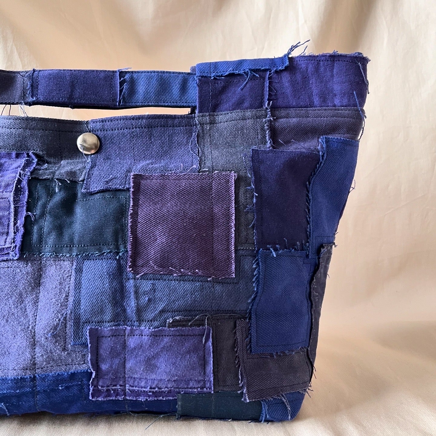 REBLISS 004 Facade Tote bag